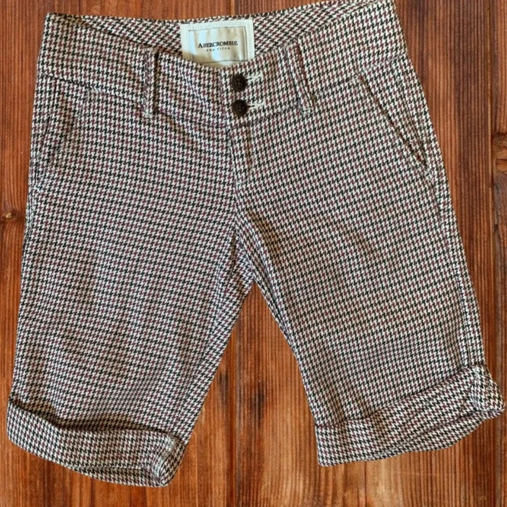 Abercrombie and Fitch Houndstooth Bermuda Shorts Cotton Walking Womens 00